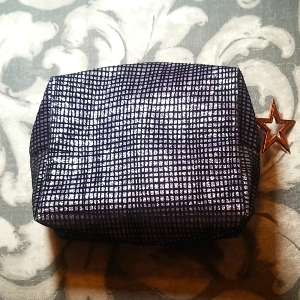 MAC COSMETICS HOLIDAY Glitter Bag with Star Charm-***BRAND NEW!!! NEVER USED**